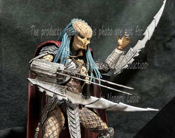 マクファーレンから発売されたプレデターはリアルながら、可動域がありポーズを変えることが多少できる。