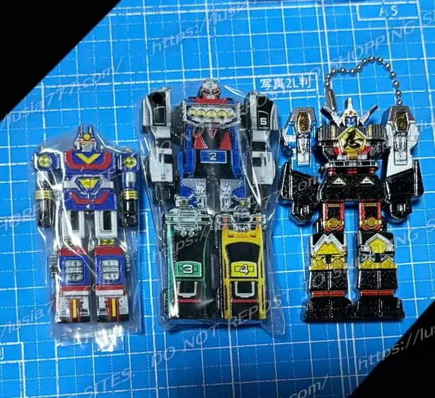 スーパー戦隊ロボのサイズ感。大きさはバラバラ。超合金の比率に合わせている？